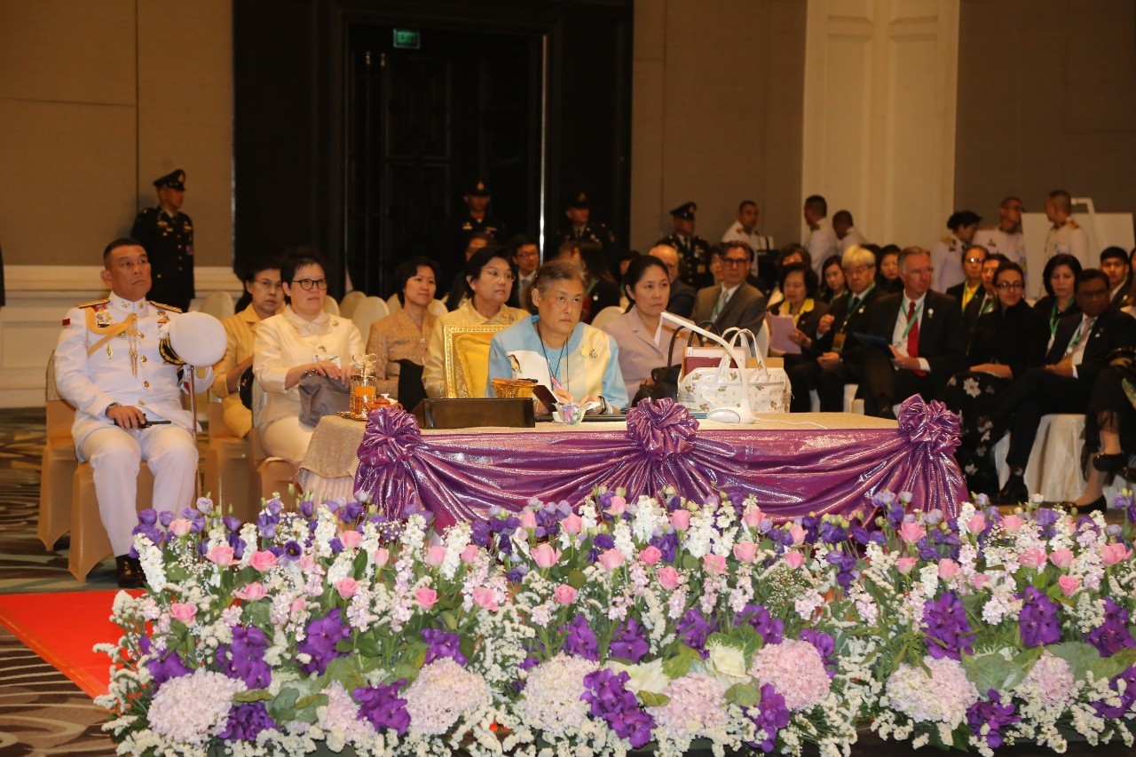 ยิ่งใหญ่!! ประเทศไทยเป็นเจ้าภาพจัดการประชุมยูเนสโกว่าด้วยจริยธรรมด้านวิทยาศาสตร์และเทคโนโลยี กับการพัฒนาที่ยั่งยืน พร้อมประกาศถ้อยแถลงแห่งกรุงเทพฯ แสดงความมุ่งมั่นในการใช้วิทยาศาสตร์และเทคโนโลยีอย่างมีจริยธรรม