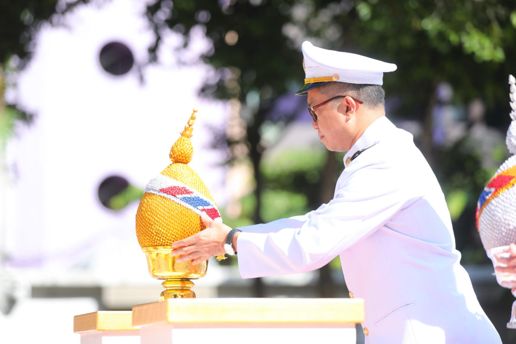 พิธีวางพุ่มดอกไม้ ถวายราชสักการะพระบรมราชานุสาวรีย์ รัชกาลที่ 4 เนื่องในโอกาส “วันวิทยาศาสตร์แห่งชาติ”