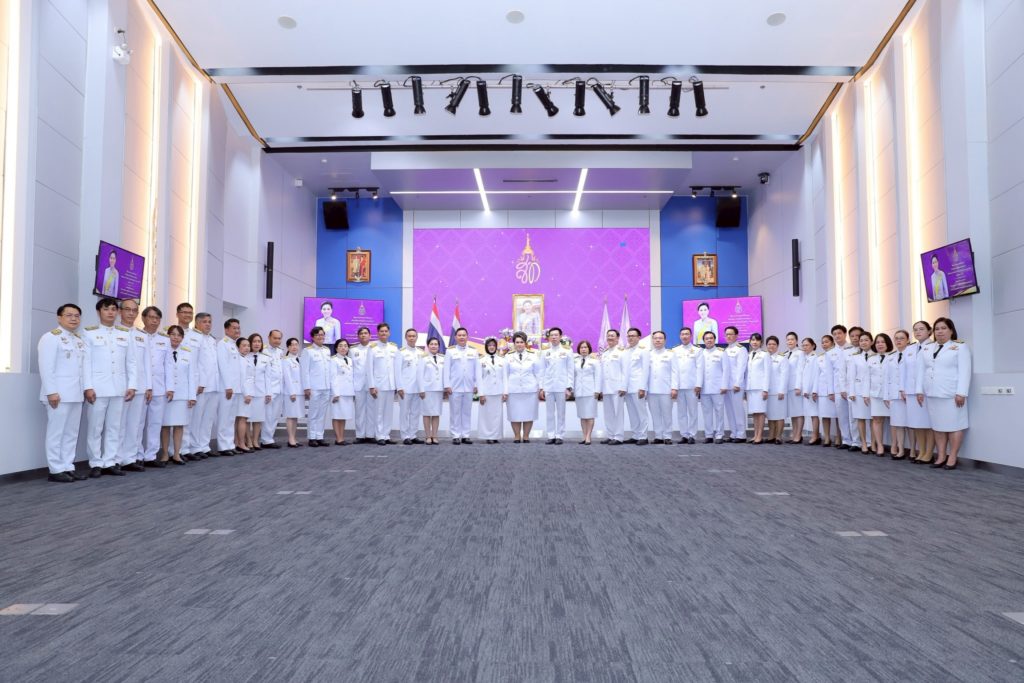 สอวช. ร่วมพิธีเฉลิมพระเกียรติสมเด็จพระนางเจ้าฯ พระบรมราชินี พร้อมถวายพระพรชัยมงคล เนื่องในโอกาสวันเฉลิมพระชนมพรรษา 3 มิถุนายน 2568