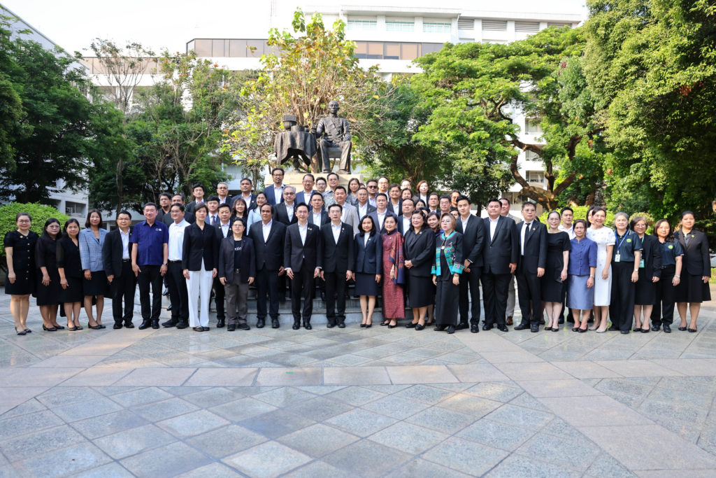 ร่วมให้การต้อนรับและรับมอบนโยบายจาก ศาสตราจารย์ ดร.ยศชนัน วงศ์สวัสดิ์ รองนายกรัฐมนตรีและรัฐมนตรีว่าการกระทรวง อว.