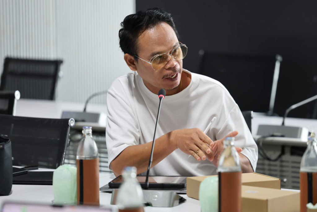 ประชุมรับฟังความคิดเห็นต่อ “คู่มือและการปรับปรุงระเบียบเพื่อส่งเสริมวิสาหกิจเพื่อสังคมของมหาวิทยาลัย (University Social Enterprise: USE)”