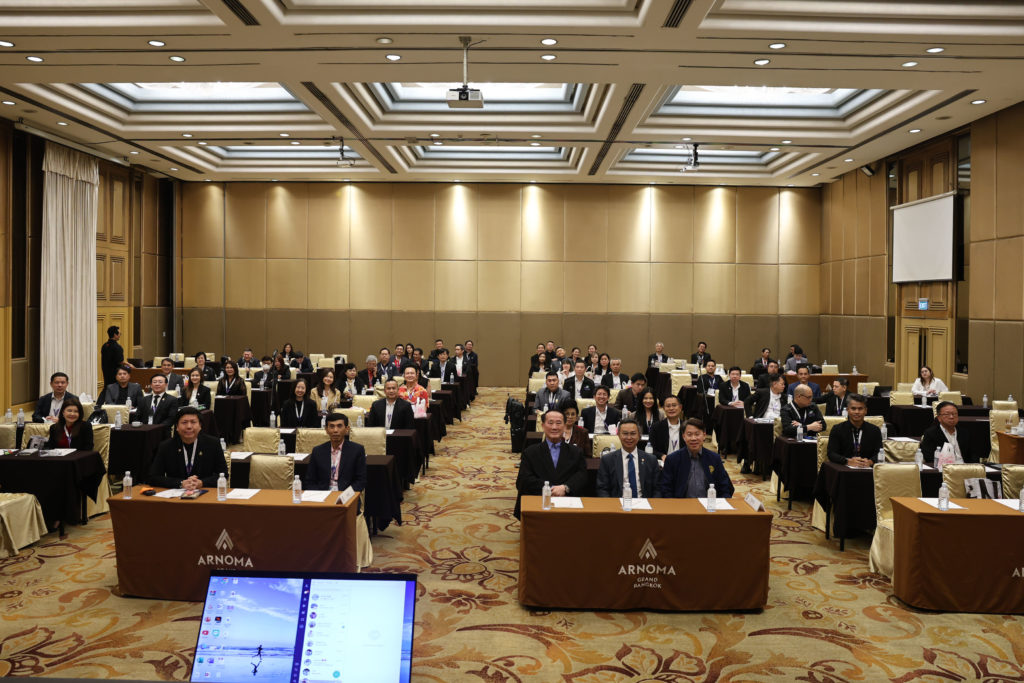 บรรยายในหัวข้อ “อ่านอนาคตให้ออก ออกแบบนวัตกรรมให้ทันโลก (Foresight & Innovation Strategy)”
