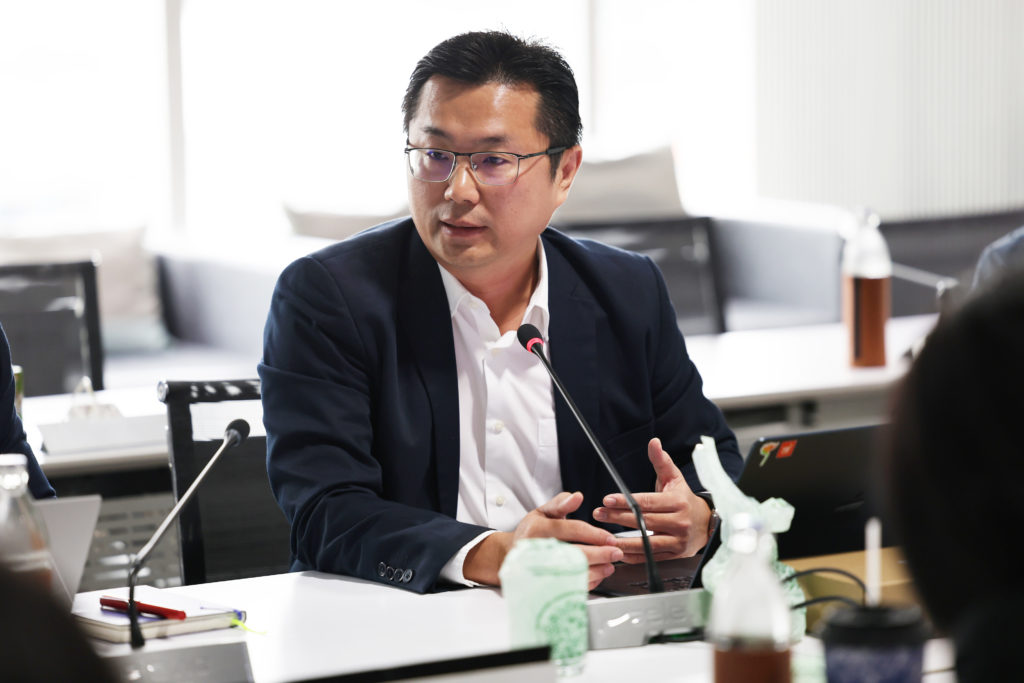 ประชุมรับฟังความคิดเห็นต่อ “คู่มือและการปรับปรุงระเบียบเพื่อส่งเสริมวิสาหกิจเพื่อสังคมของมหาวิทยาลัย (University Social Enterprise: USE)”